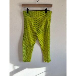 Under Armour Compression HeatGear Cropped‎ Leggings Women's Size Medium Green